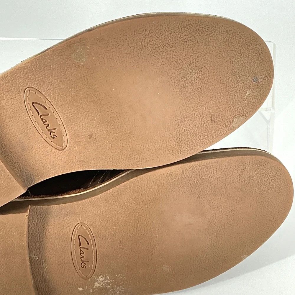 Clarks Size 8.5 Desert Boots Mens Brown Beeswax Leather Chukka